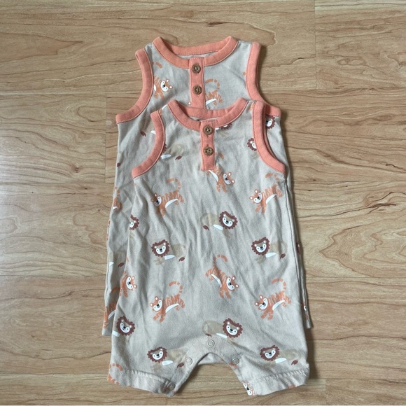 🧸Garanimals Two Set sleeveless Onesie shorts Lions and Tigers - Picture 2 of 4